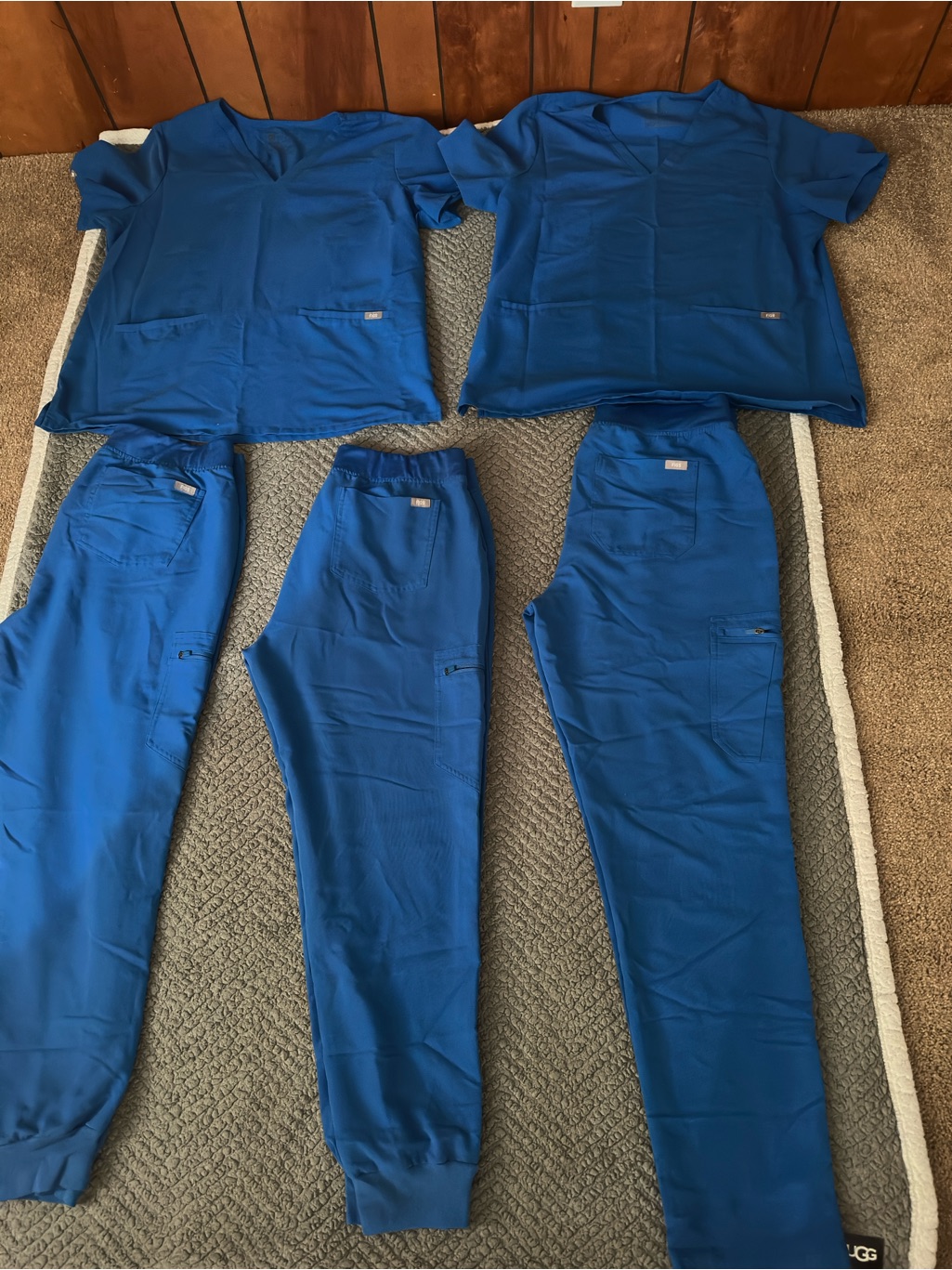 Figs Women's Royal Blue Scrub Set - Joggers & Tops